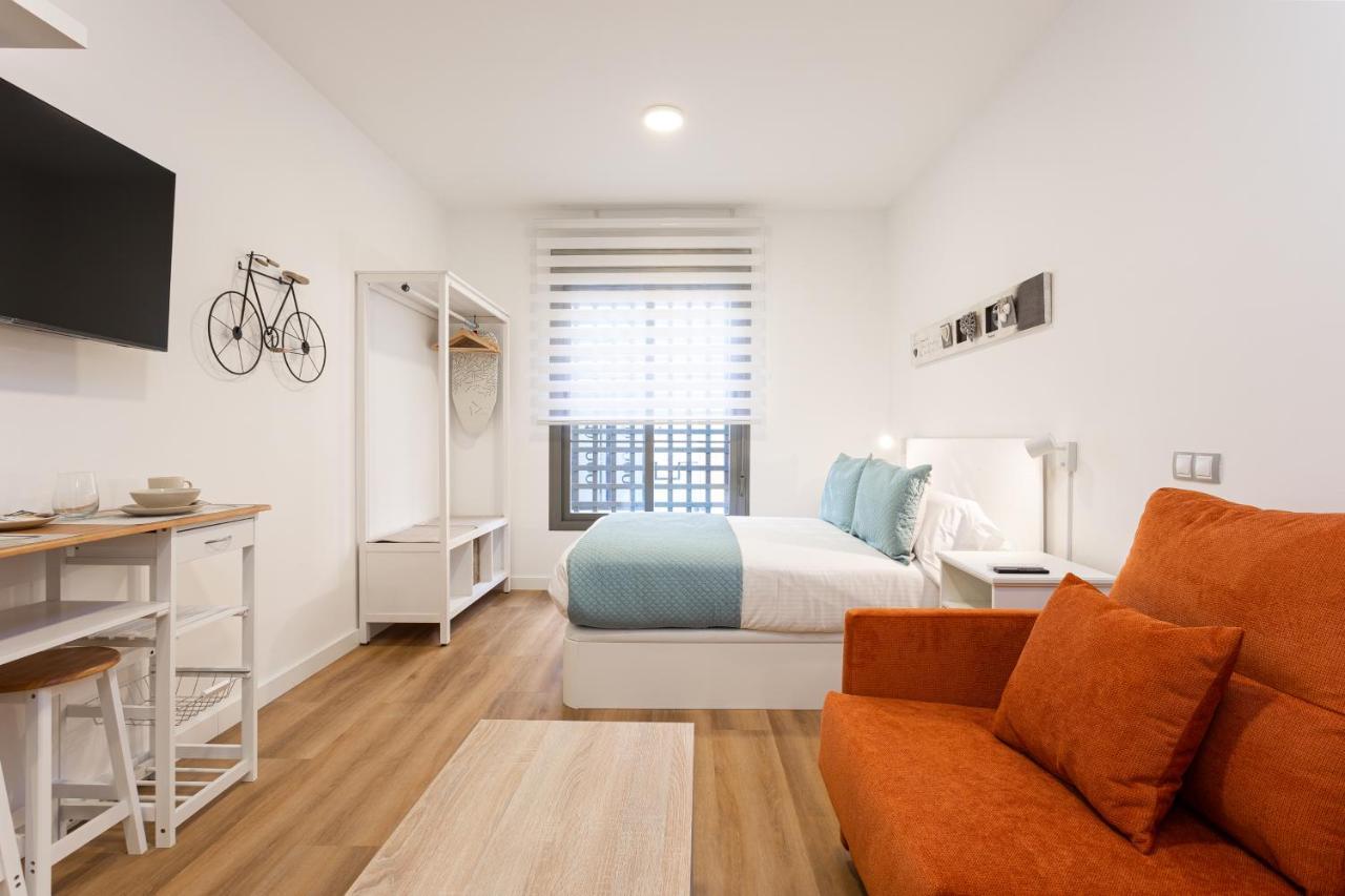 Apartments Holidays2Malaga City Center Экстерьер фото