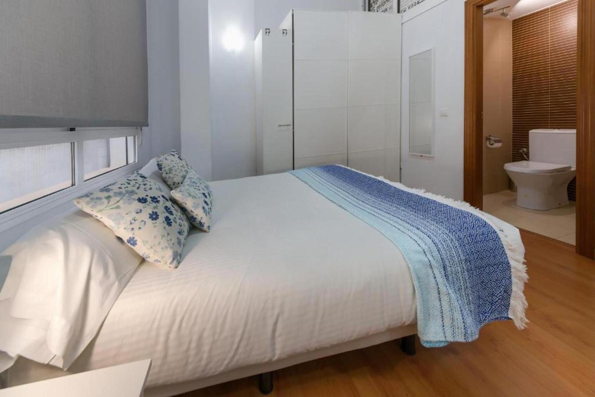 Apartments Holidays2Malaga City Center Экстерьер фото