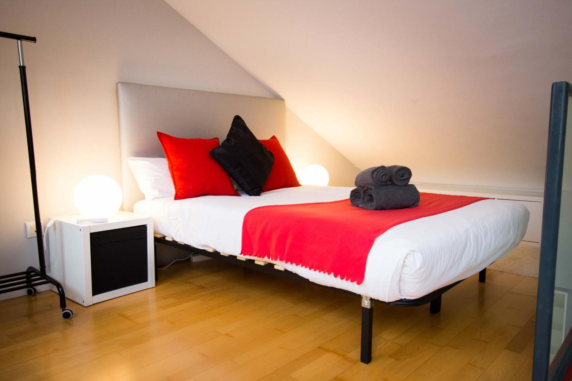 Apartments Holidays2Malaga City Center Экстерьер фото