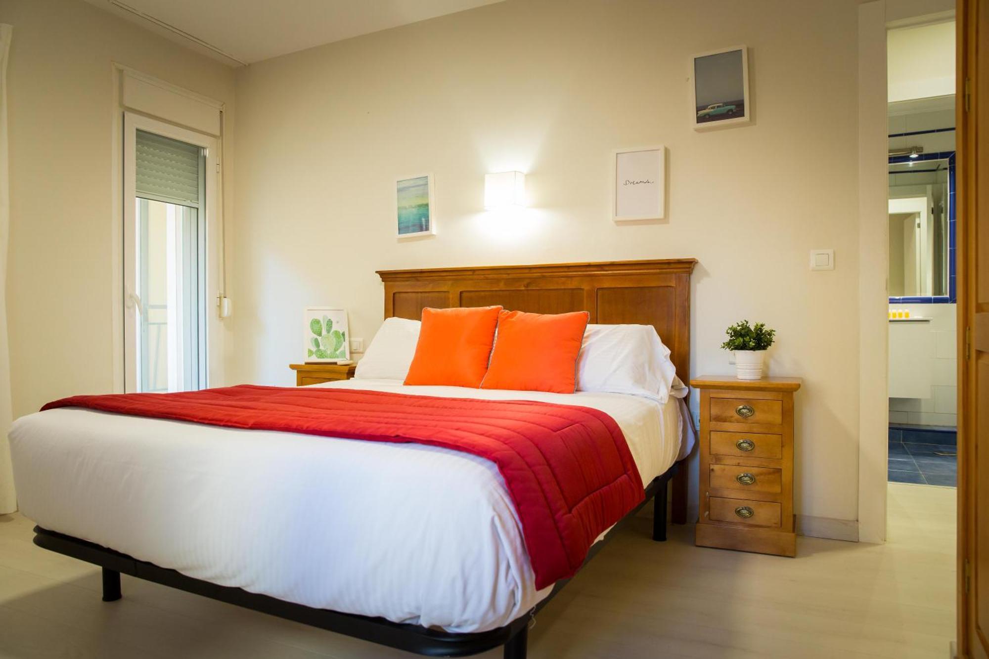 Apartments Holidays2Malaga City Center Экстерьер фото